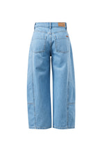 Demi Barrel Jean - Vintage Blue