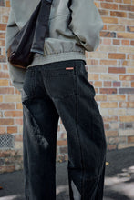 Demi Barrel Jean - Faded Black