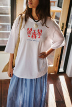 Liv Oversized Tee White Summer Lobsters