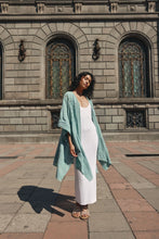 Fleur Cape ONE SIZE Seafoam