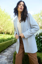 Kali Coat Sky