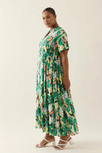 Aurora Pleat Maxi Paisley