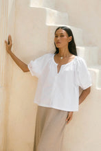 Nilsa Button Top - Lotus