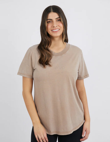Fly Tee Sand