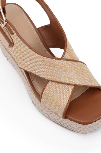 Zerina wedge tan
