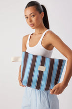 Wet Base Large - Chocolate Stripe