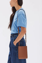 Clara Crossbody Leather Bag - Tan