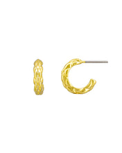 Michelle Hoops - Gold