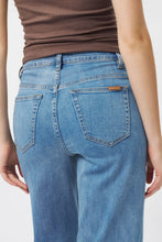 Freya Scallop - 70s Blue