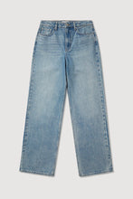 Women's Classic Straight Leg Jean - Indigo Fade