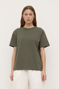 organic base tee moss
