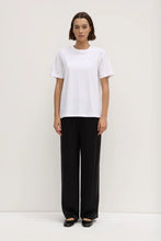 organic base tee white