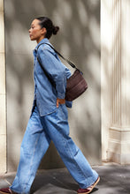 Stash Base Crossbody Cloud - Chocolate