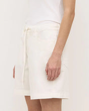 Bobbie Twill Midrise Short - Antique White