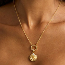 Find Stillness within annex necklace pendant gold